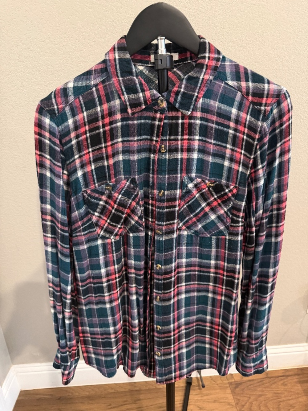 Maurices flannel shirt size medium